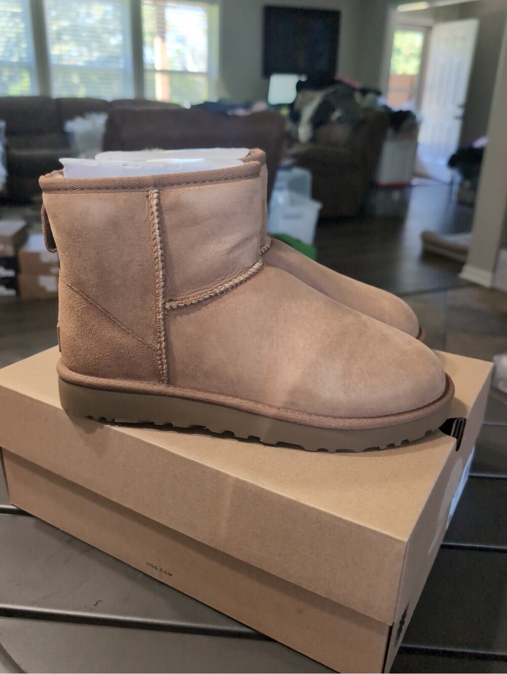 NEW 100% Authentic UGG Classic Mini II Chestnut 1016222 Women's Boots Size 8 - Picture 3 of 5